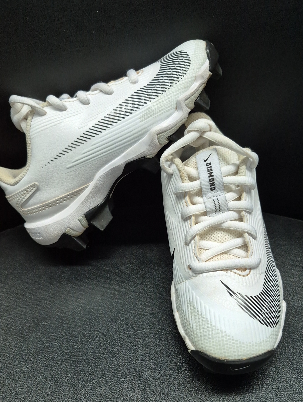 Nike Kids' Diamond Clutch Molded Baseball Cleats Size 12Y